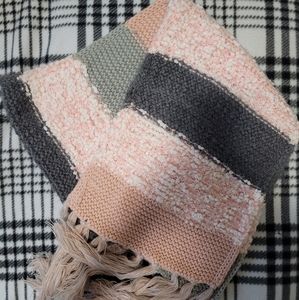 Striped knit scarf